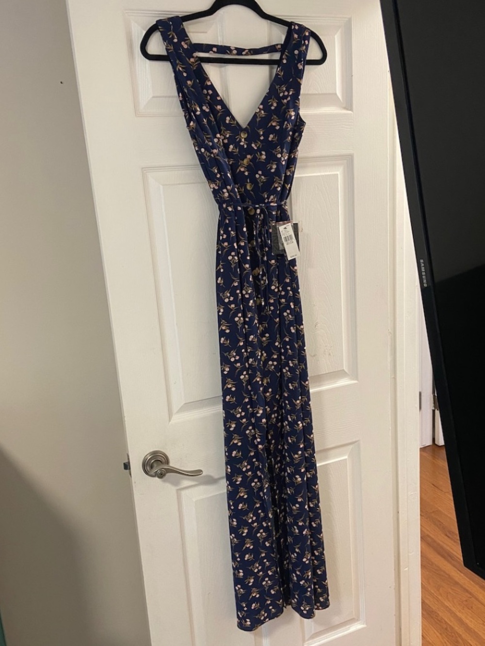 NWT Iz Byer Floral Sleeveless Maxi Dress in Navy - Size Medium